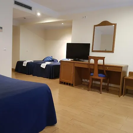 Portofino * אמפוריבראבה